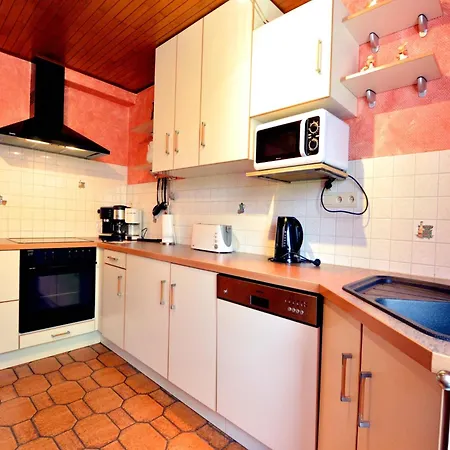 Cosy With Sauna, Terrace * Butgenbach