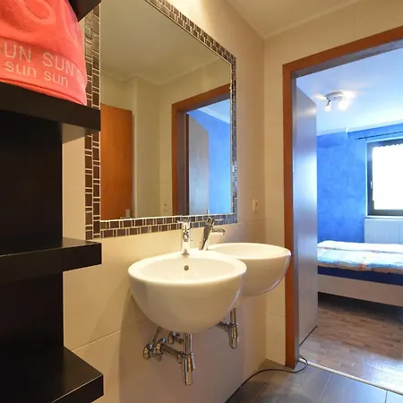 Cosy With Sauna, Terrace بيت للعطل *